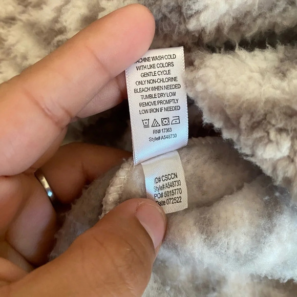 Koolaburra by UGG Fleece Pullover - Picture 2 of 6